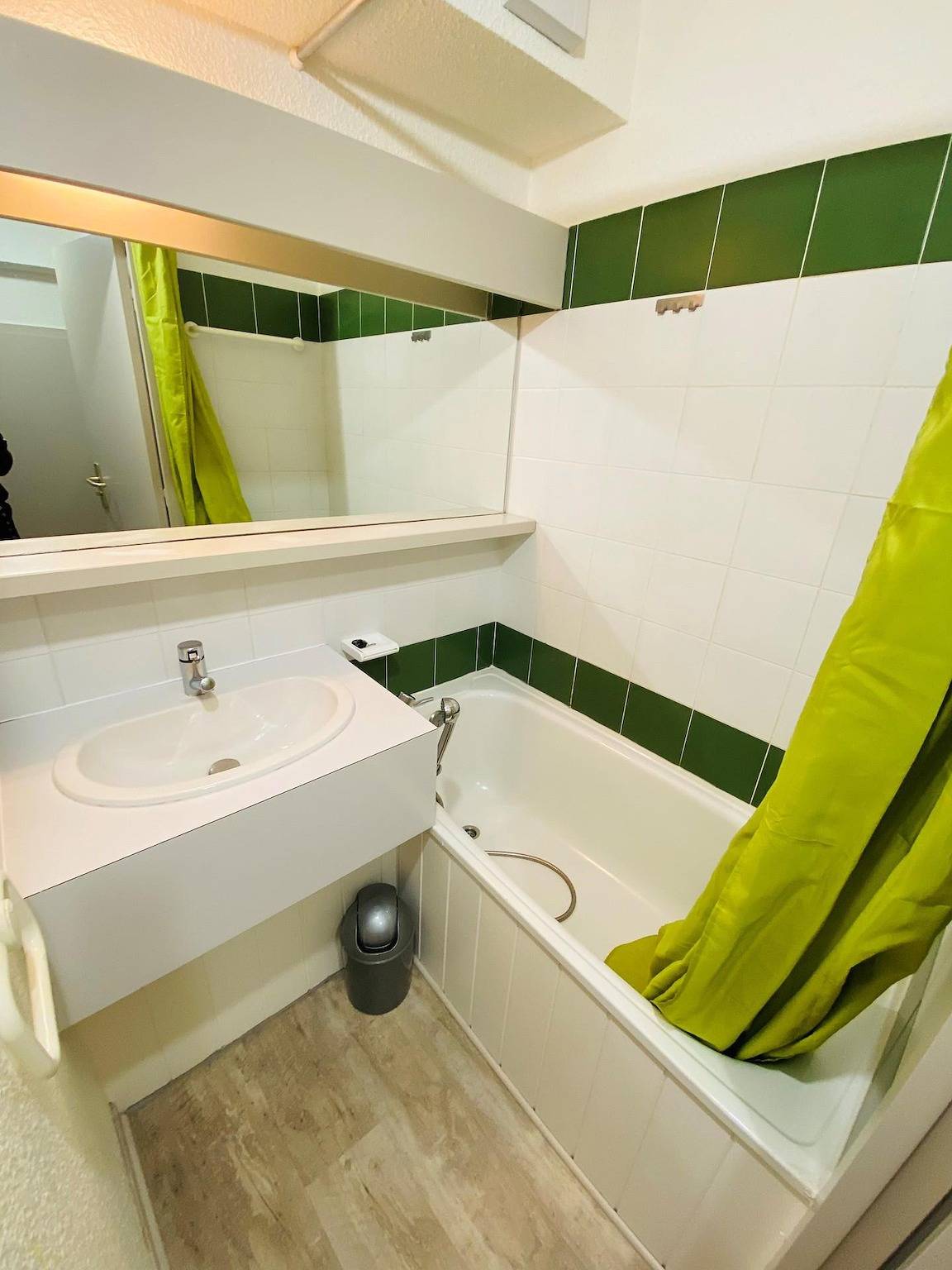 Appartement entier, Résidence le Soleil - Appartement duplex 4 pièces 6 personnes (Sol805) in Vénosc, Les Deux Alpes