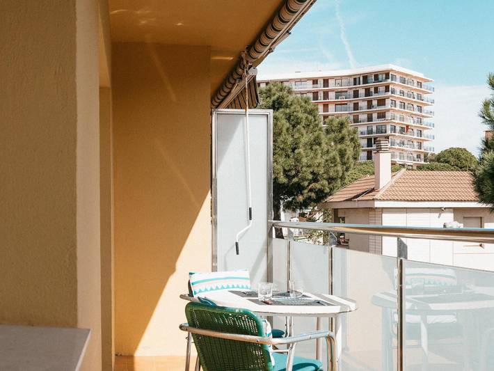 Apartamento vacacional entero, Apartamento 3 habitaciones con terraza en la playa in Platja d'Aro, Costa Brava