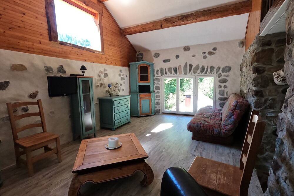 Ferienhaus-Panorama-Ensuite mit Dusche-Bergblick-Maison Maralpine in Roubion, Nizza und Umgebung