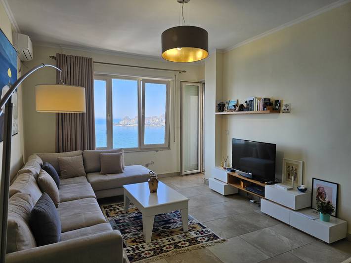 Ganze Wohnung, Ferienwohnung für 4 Personen mit Balkon in Sarandë, Vlorë