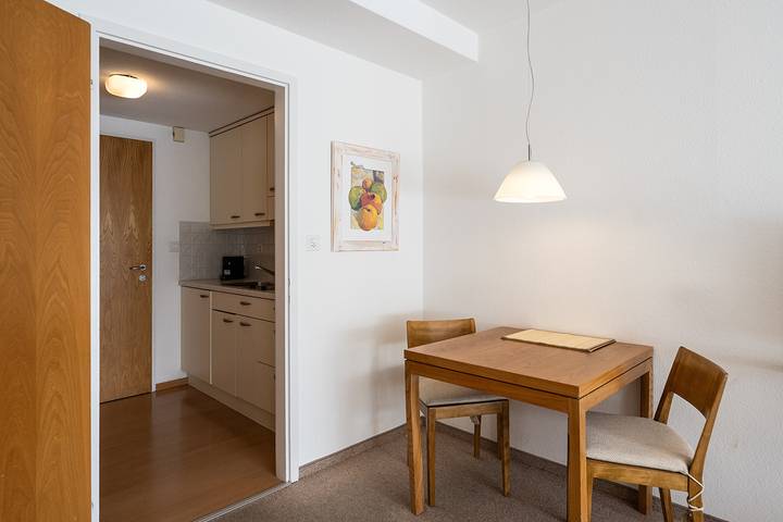 Ferienwohnung für 2 Personen, mit Ausblick und Balkon sowie Garten in der Schweiz - 3