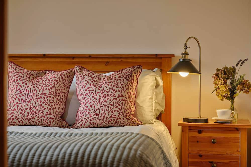 Enjoy tranquil Devon but near the coast. in Hartland, Hartland Devon Heritage Coast