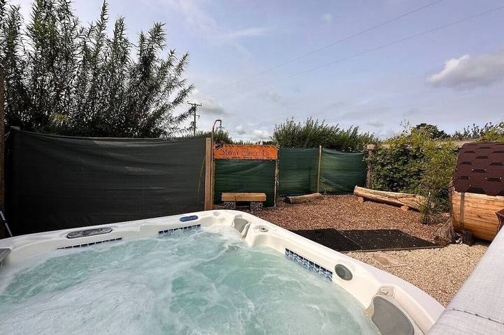 Glamping for 2 people in Buckinghamshire