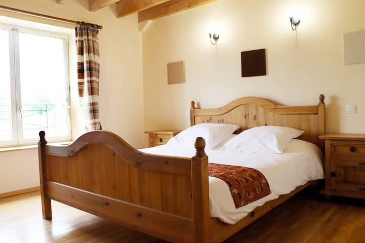 Location de vacances pour 2 personnes, avec terrasse ainsi que piscine et jardin à Saint-Sauveur-le-Vicomte - 2