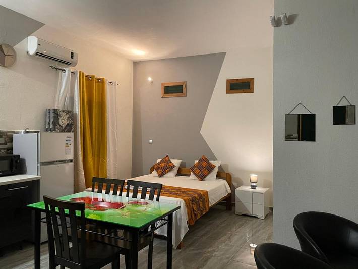 Gîte pour 2 personnes, avec vue et jardin à Koungou - 2