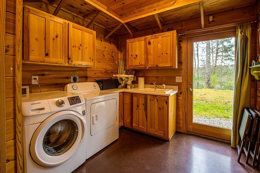 Aussicht, Whirlpool, Flusszugang, Gemeinschaftspool, Wlan, Bb Court, Architektur nach Maß, in Mineral Bluff, Chattahoochee National Forest