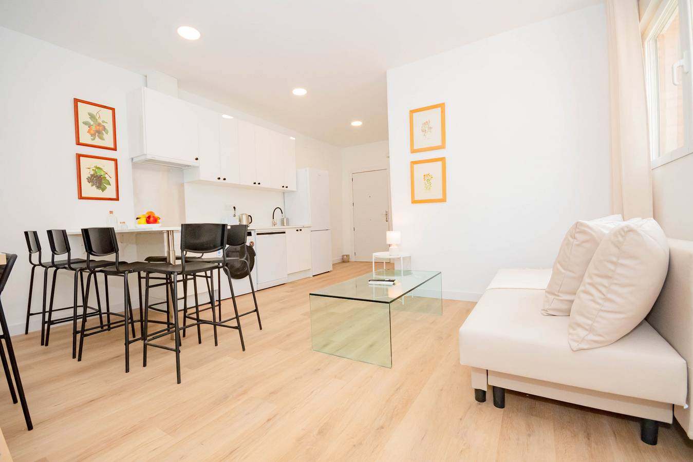 Entire apartment, M Acogedor y coqueto apartamento de 3 dor in Quintana (Madrid), Madrid