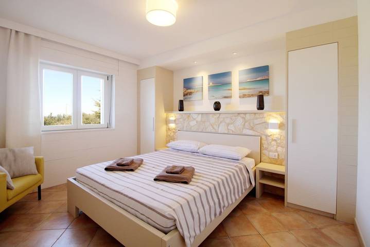 Gîte pour 6 personnes, avec jardin à Sorso - 3