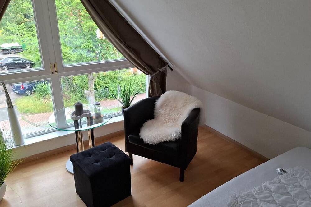 Ganze Wohnung, Ferienwohnung \"Möwennest\" mit Balkonterrasse in Nordenham, Wesermarsch