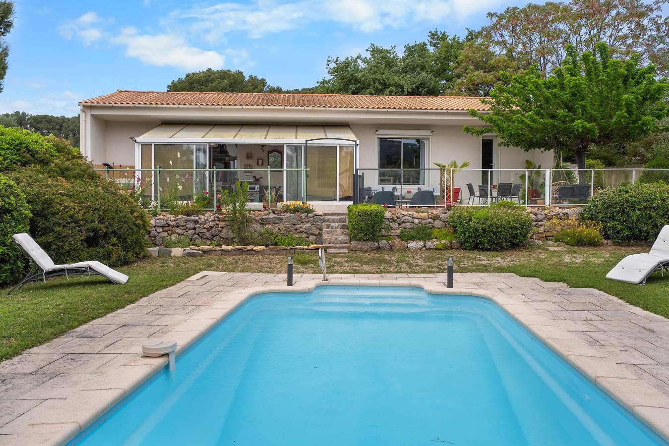 Villa 'Claud' House' avec vue sur la montagne, Wi-Fi et climatisation in La Cadière-d'Azur, Côte méditerranéenne (France)