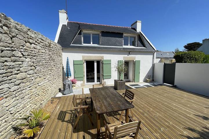 Location de vacances pour 5 personnes, avec terrasse dans Saint-Guénolé