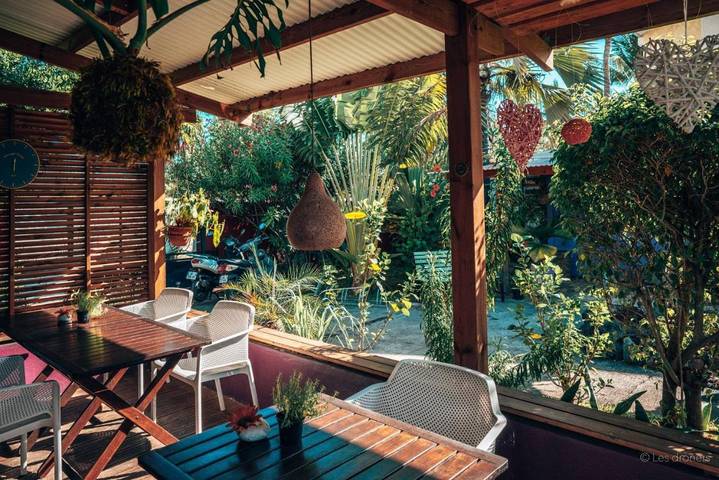 Chambre d’hôte pour 3 personnes, avec piscine et jardin sur l' Île de la Réunion - 2