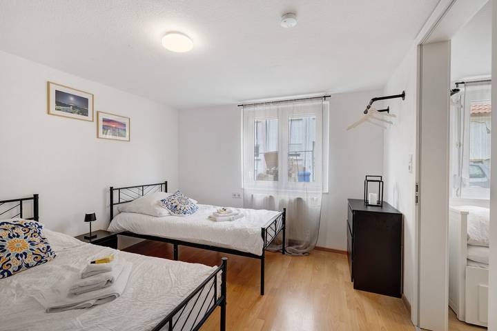 Ferienwohnung für 3 Personen, mit Garten und Seeblick in Hechingen - 2