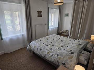 Maison d’hôte pour 4 personnes, avec vue et jardin à Lengronne
