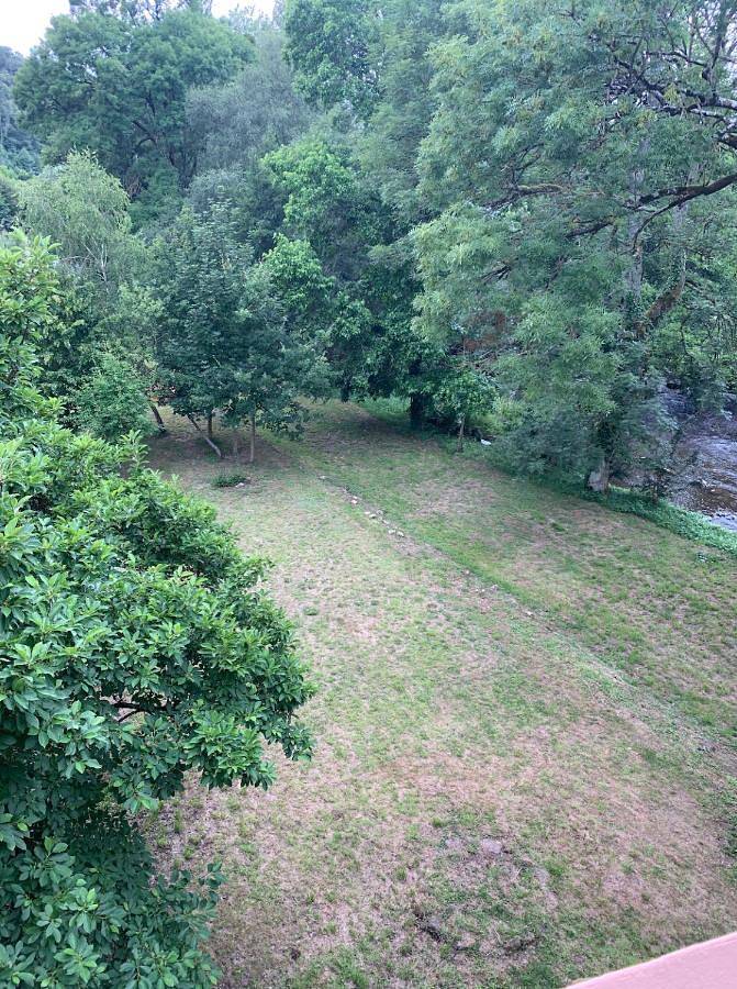 Location de vacances pour 8 personnes, avec jardin ainsi que piscine et vue, adapté aux familles à Saint-Léonard-des-Bois - 4