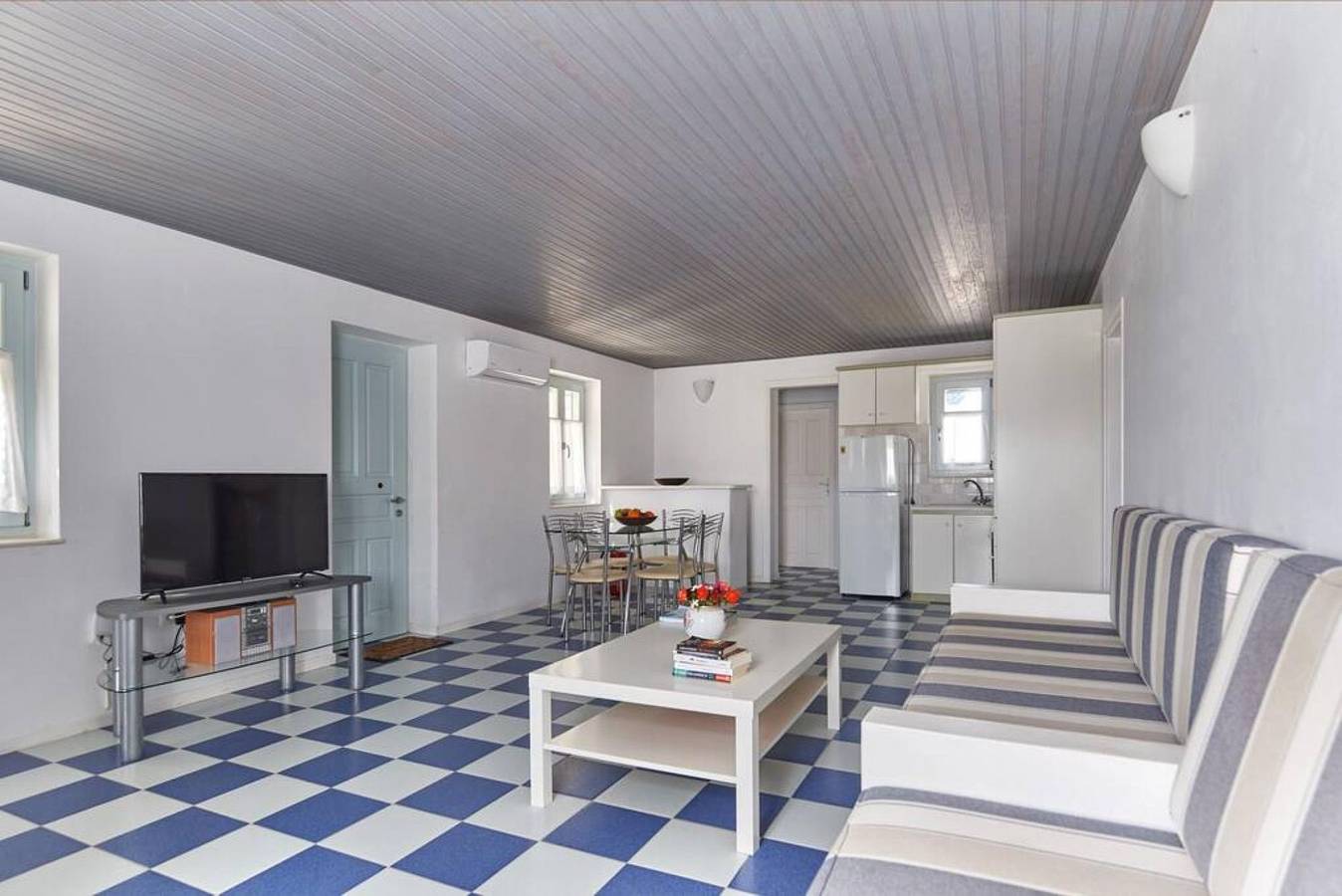 Casa vacanza per 6 persone con giardino in Paros