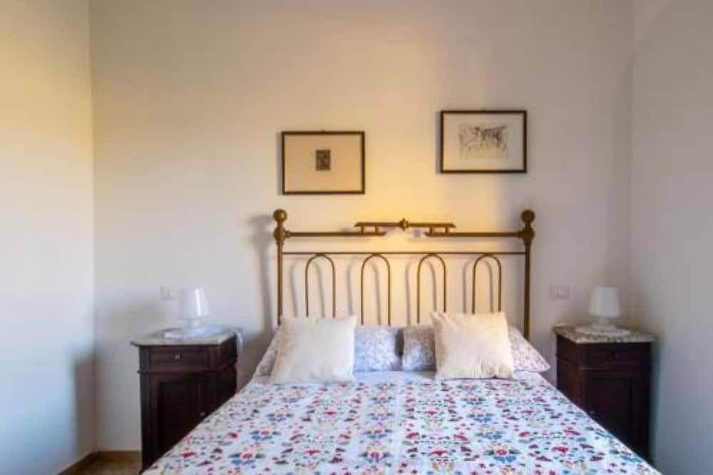 Ganze Wohnung, Very comfortable apartment with a beautiful garden in the center of Bagnoregio. in Bagnoregio, Viterbo Provinz