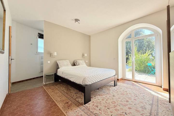 Gîte pour 10 personnes, avec jardin à Suze-la-Rousse - 2