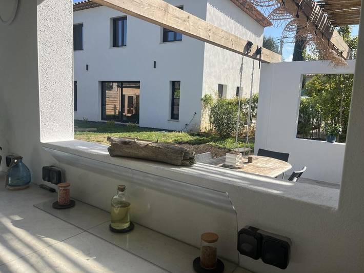Villa pour 6 personnes, avec sauna et jacuzzi ainsi que terrasse et jardin à Aubagne