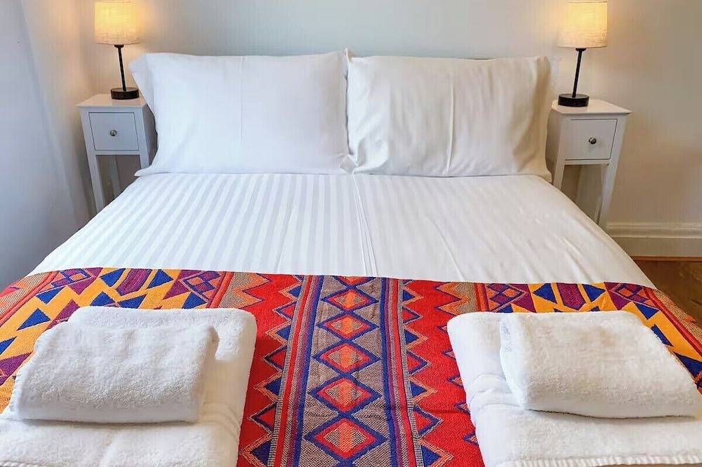 Ganze Wohnung, Sleeps2-Freeparking-Contactlesscheckin-Glastonbury in Glastonbury, Somerset