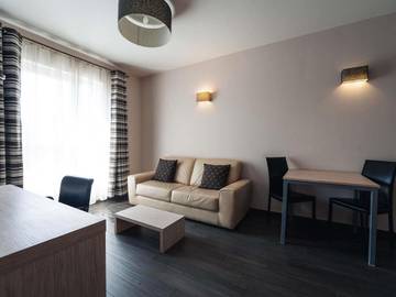 Hôtel pour 4 personnes, avec terrasse dans Aéroport de Charleroi Bruxelles Sud Gosselies