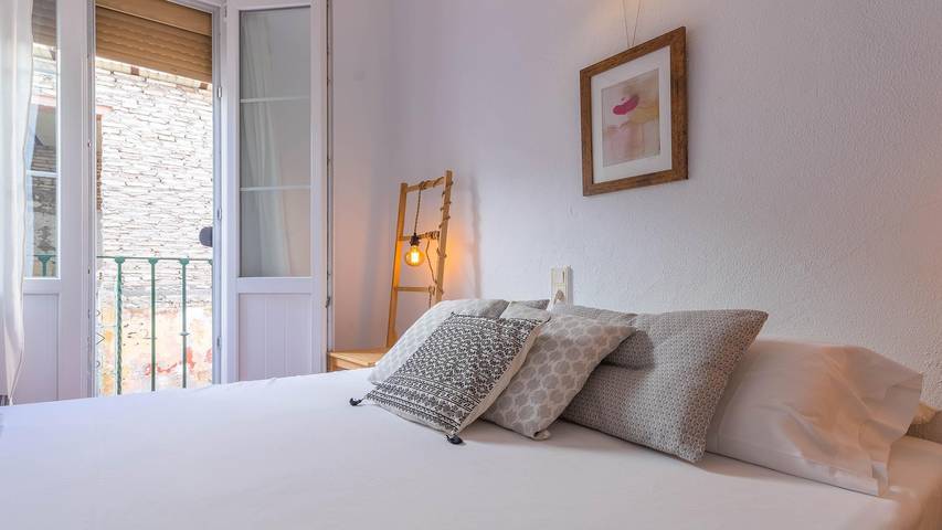 Ganze Ferienwohnung, Ferienwohnung für 3 Personen mit Balkon/Terrasse in Casco Antiguo, Sevilla