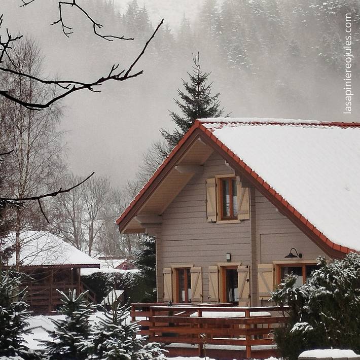Gîte pour 5 personnes, avec terrasse et jardin