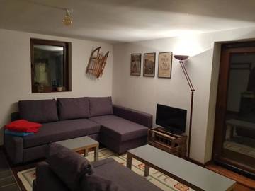 Gîte pour 6 personnes, avec vue et jardin à Vacheresse
