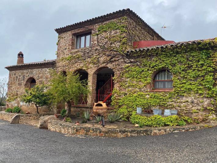 Casa rural para 2 personas, con Jardín y Piscina en Provincia de Badajoz