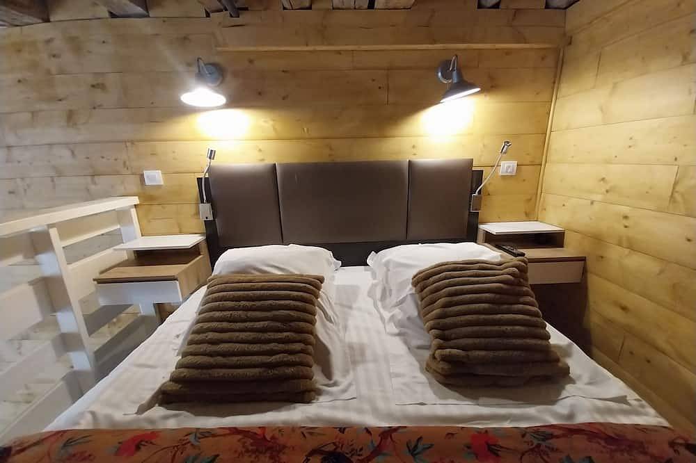 Appartement entier, Appartement T2+ chalet 3 couchages in Luchon-Superbagnères, Bagnères-de-Luchon