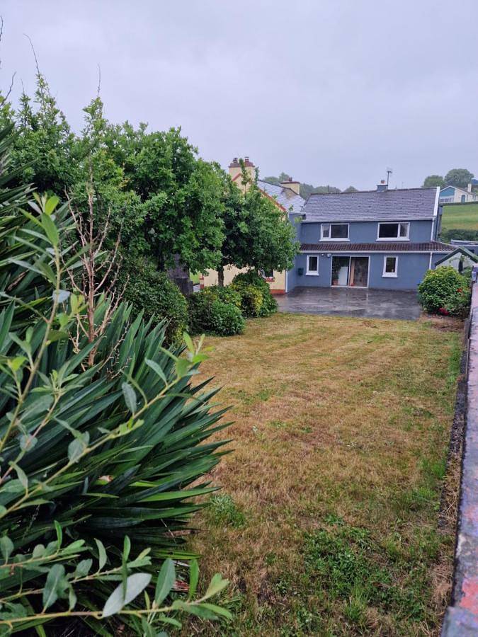 Location de vacances pour 6 personnes, avec jardin ainsi que terrasse et vue à Castletownbere - 2