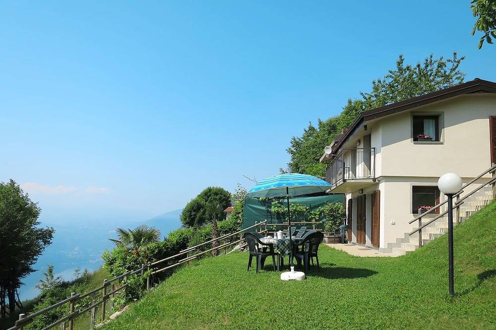 Ferienhaus Pineta in Corrido, Luganersee (Italien)