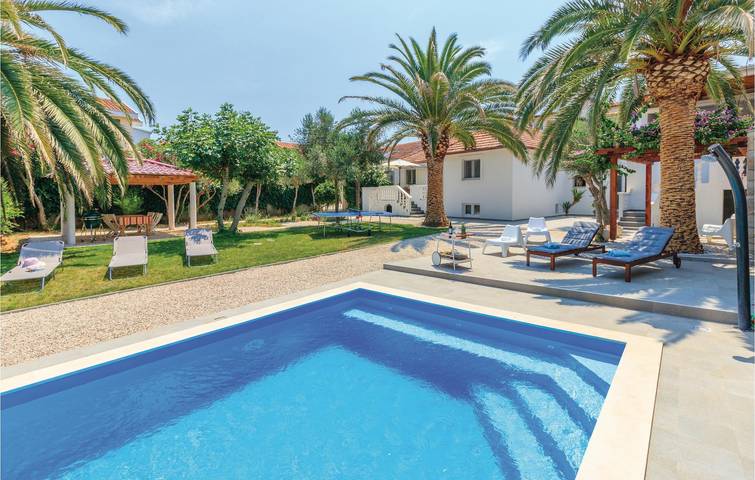 Ferienhaus für 12 Personen, mit Sauna und Terrasse auf Pasman - 2