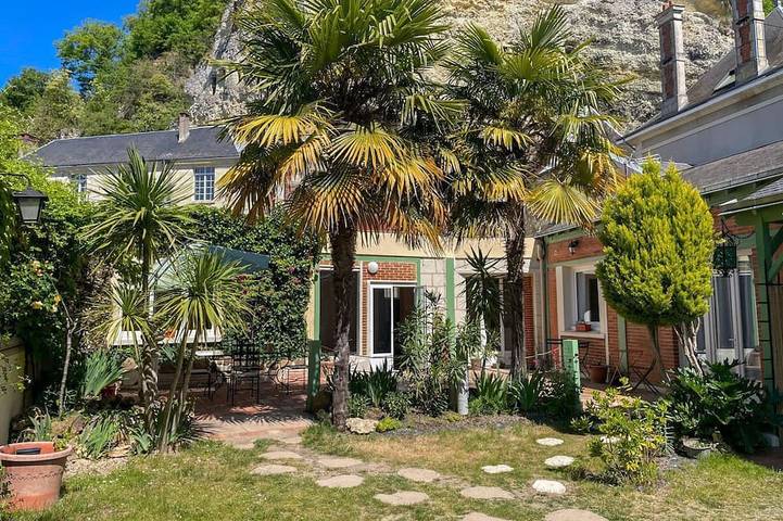 Gîte pour 10 personnes, avec Terrasse et Jardin