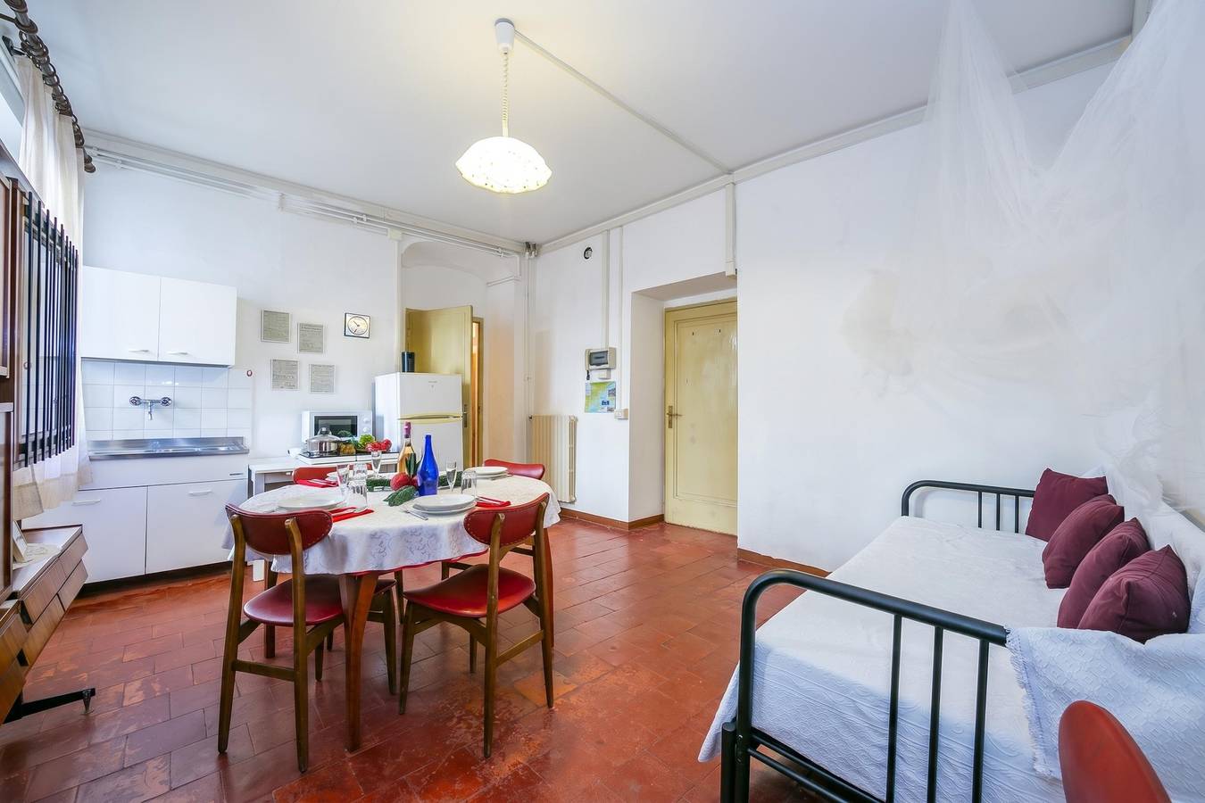 Appartamento intero, Gufo- Flowers -100m  Near Lake in Maderno, Toscolano-Maderno