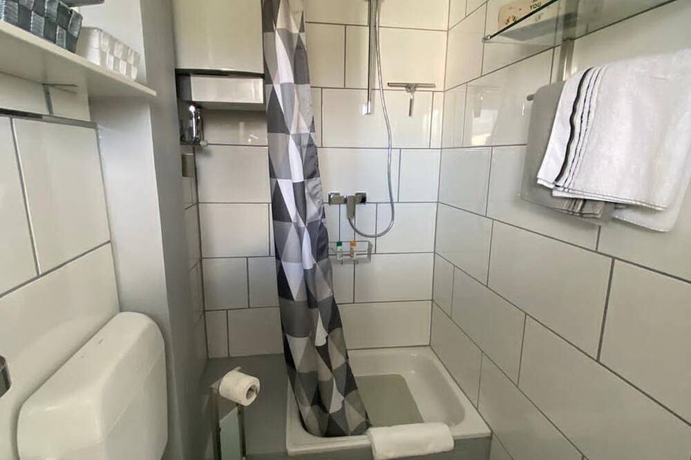 Apartamento entero, Ferienapartment Funke - apartment/apartment, shower/bath, Wc, living/sleeping area in Bad Kreuznach, Río Nahe