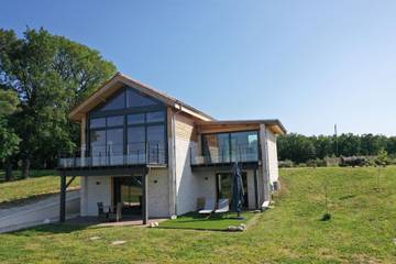 Cottage pour 2 personnes, avec terrasse et jardin à Eymet