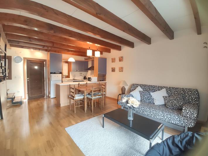 Apartamento de vacaciones para 6 personas, con balcón y piscina - 1
