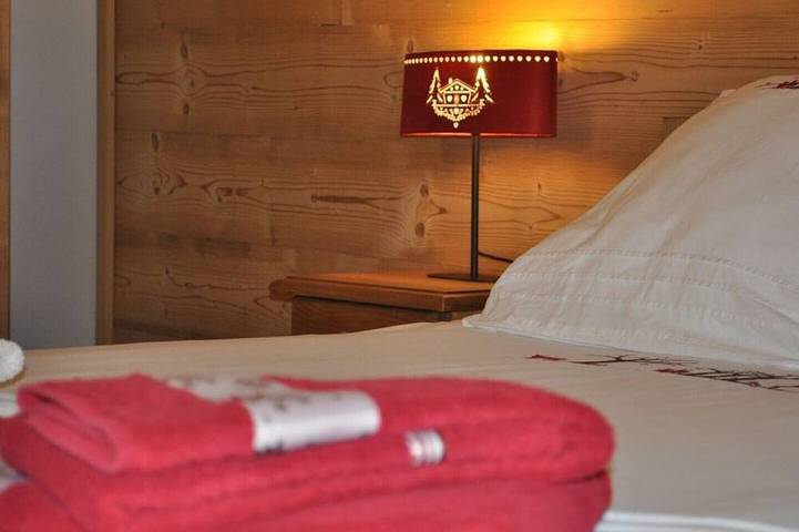 Gîte pour 4 personnes, avec balcon et jacuzzi à Taninges - 3