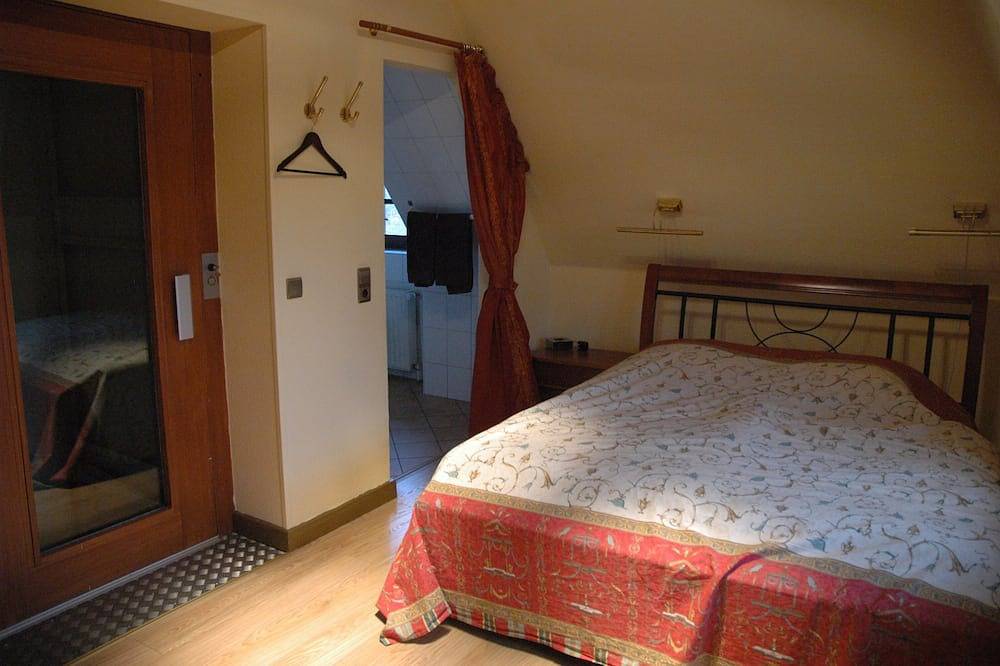 Großzügiges Reetdachhaus mit vielen Extras in Humptrup, Nordfriesland