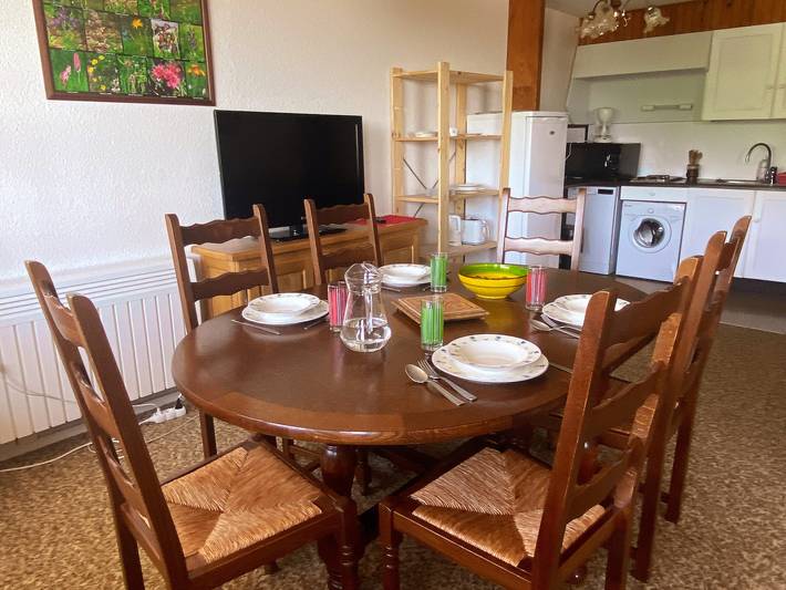 Gîte pour 6 personnes, avec balcon dans Station de Super-Besse (Super-Besse) - 2