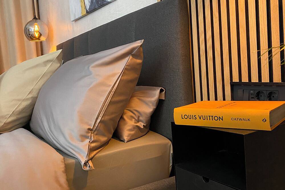 Stylish Double Room + Breakfast & Private Jacuzzi in Hvar City, Hvar