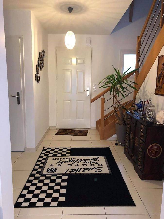 Budget Double Room in Auray, Côte des Mégalithes