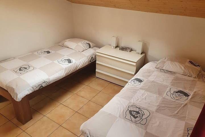 Location de vacances pour 4 personnes, avec balcon et piscine à Saulgond - 4