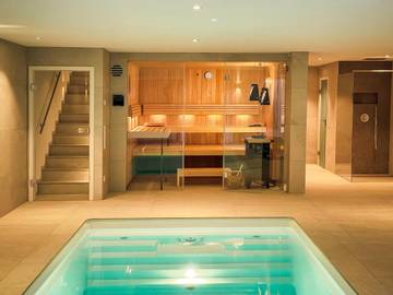 Ferienwohnung für 4 Personen, mit Sauna und Terrasse sowie Pool in Weil am Rhein