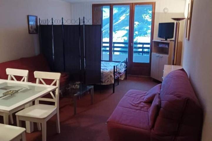 Gîte pour 6 personnes, avec balcon, animaux acceptés à Gouaux-de-Larboust - 3