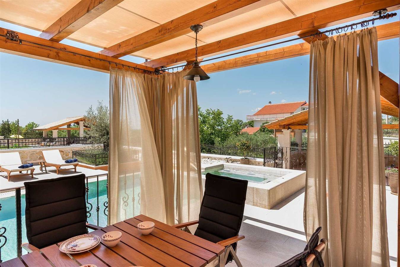Villa für 4 Personen mit Balkon/Terrasse in Skradin, Šibenik-Knin