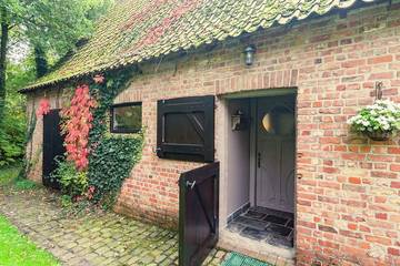 Gîte pour 2 personnes, avec terrasse et jardin, animaux acceptés à Zedelgem