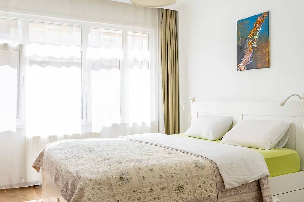 Ganze Wohnung, Family-Friendly 3Br Oasis in Moda – Balcony, Near Ferry, Metro & Seaside! in Kadıköy, Istanbul