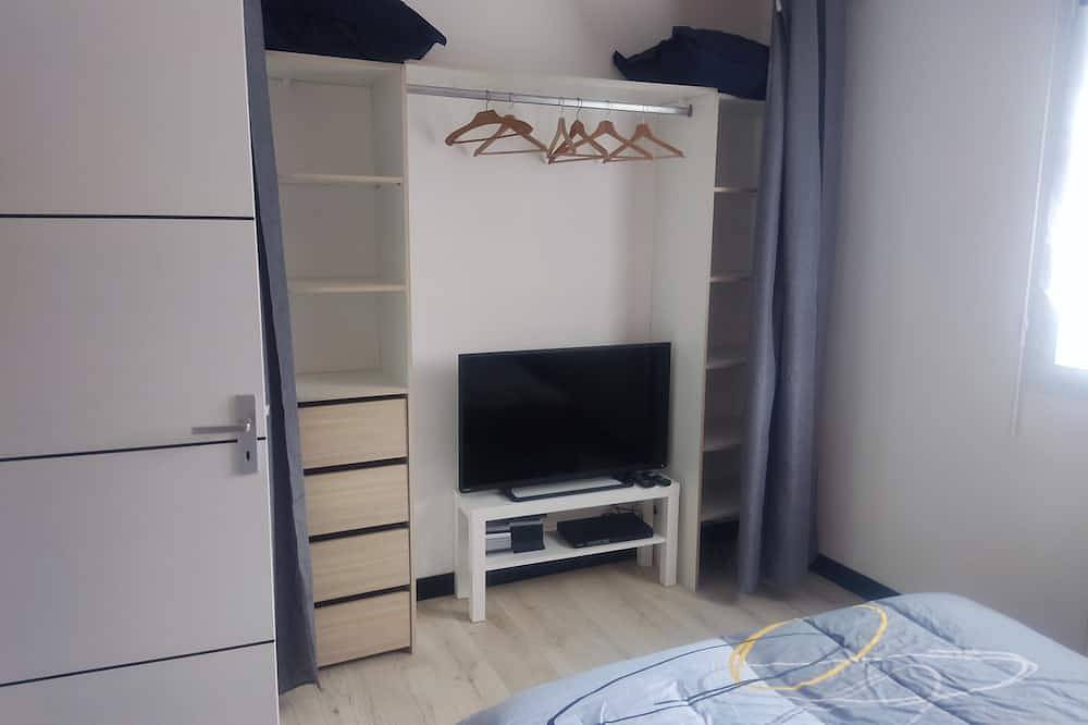 New house with seaside garden in Saint-Pol-de-Léon, Ceinture Dorée